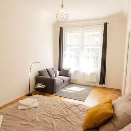 Apartment Luxury In Vaclavske Namesti *