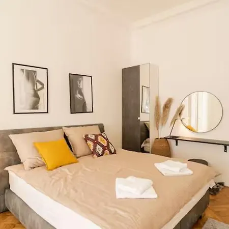 Apartment Luxury In Vaclavske Namesti Prague