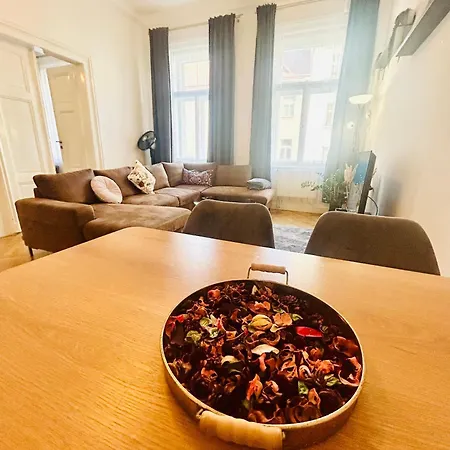 Apartment Luxury In Vaclavske Namesti *