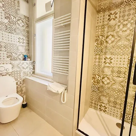 Luxury In Vaclavske Namesti Apartment *