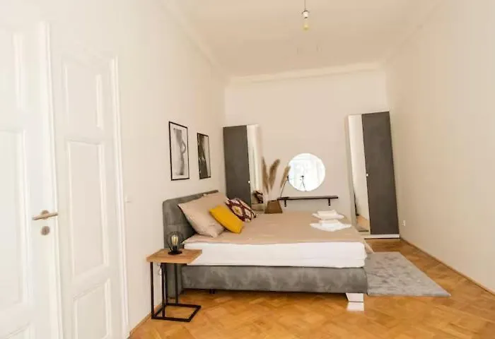 Luxury In Vaclavske Namesti Apartament *