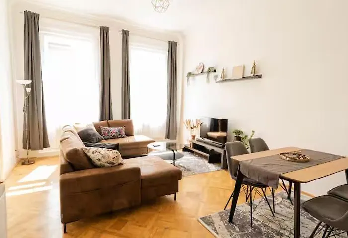 Luxury In Vaclavske Namesti * Praga